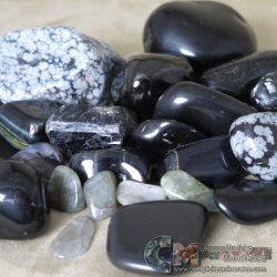 /mineraux-pierres-noir-gris